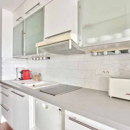 - Quartier Montmartre Free Netflix
