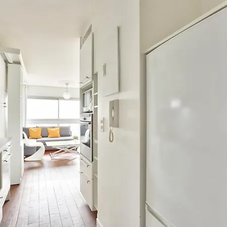 - Quartier Montmartre Free Netflix