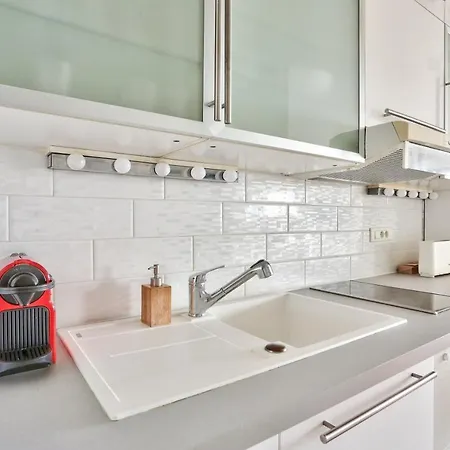 Apartment - Quartier Montmartre Free Netflix *